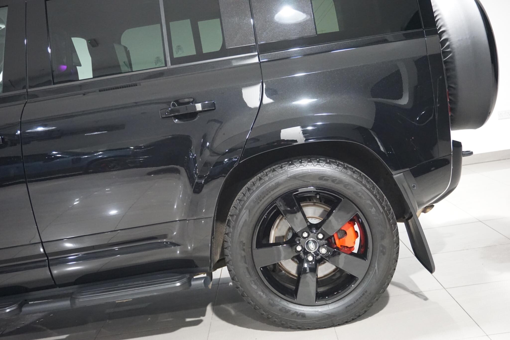 Land Rover Defender 110 3.0 D350 MHEV X-Dynamic SE SUV 5dr Diesel Auto 4WD Euro 6 (s/s) (350 ps)